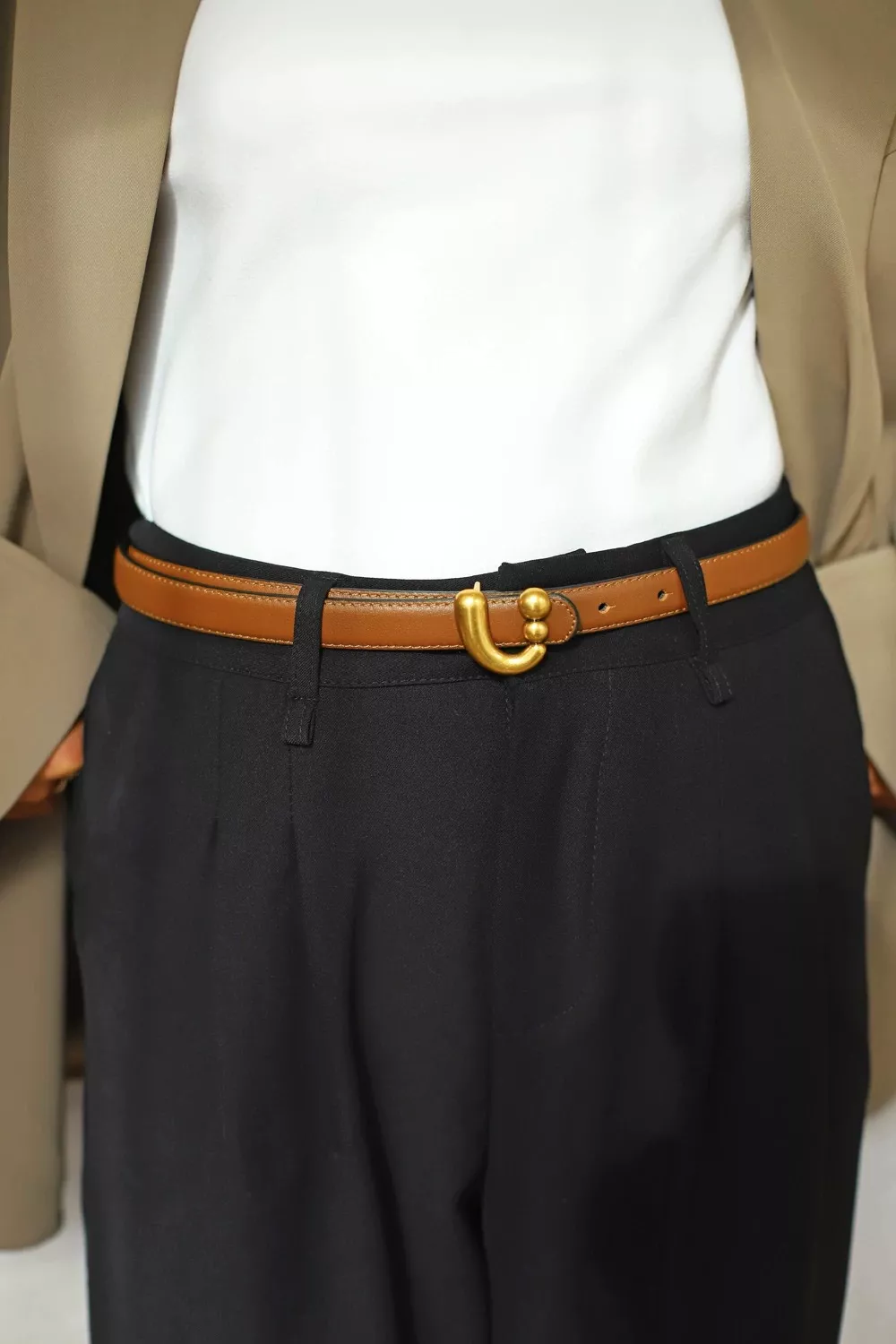 Genuine Leather Women's Skinny Belt with Retro Gold Buckle - Perfect for Dress, Jeans & Trench Coats - Image 2