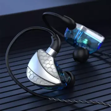 HiFi Wired Earphones with Mic