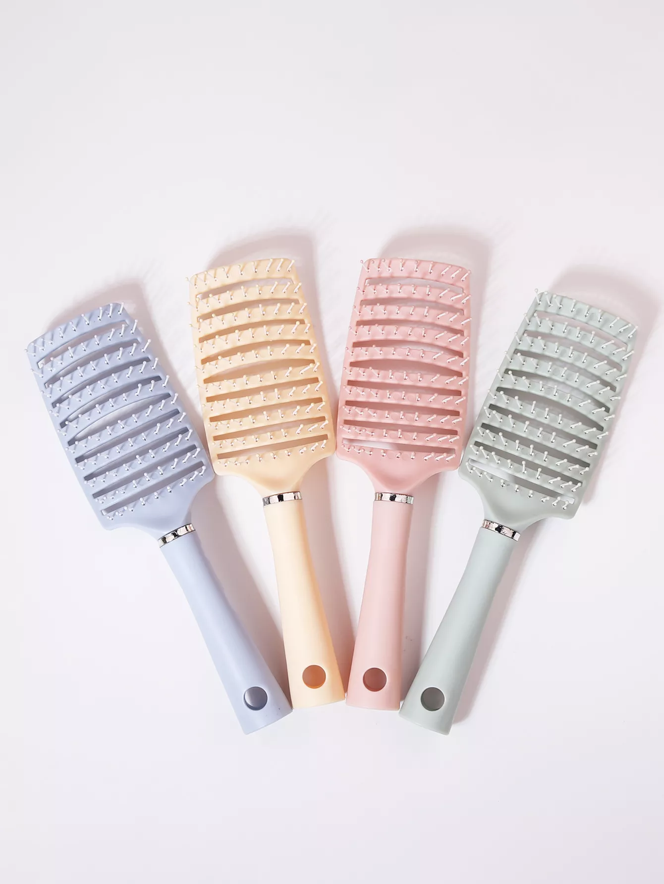 Hollow Scalp Massage Brush - Image 2