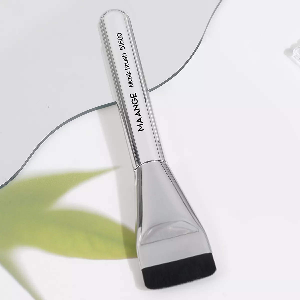 Ultra Thin Flat Makeup Brush for Foundation, Concealer & Face Masks - Image 7