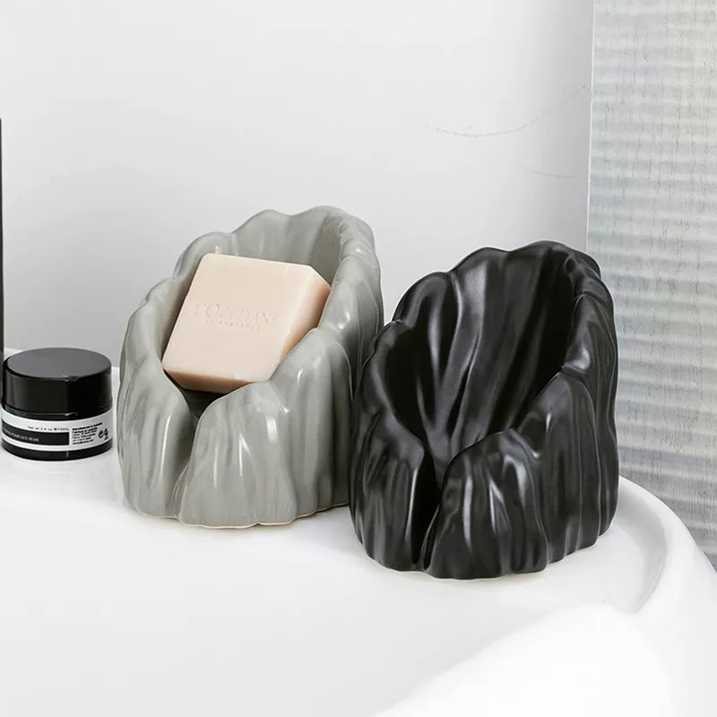 Luxury Ceramic Soap Dish with Drainage - Image 2