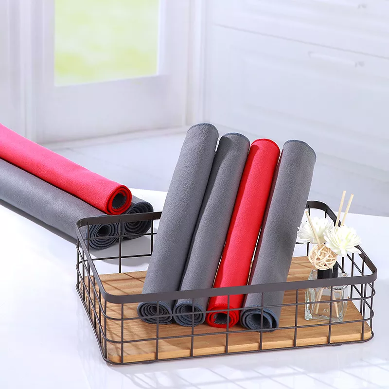 Double-Sided Coral Velvet Car Cleaning Towel - Image 4