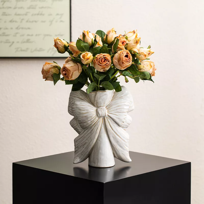 Ceramic Bow Water Vase for Fresh Flowers and Pampas Grass - Image 2