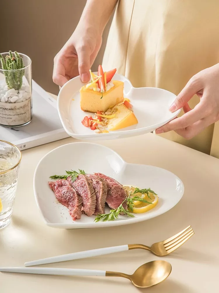 Heart-Shaped Ceramic Plate - Image 2