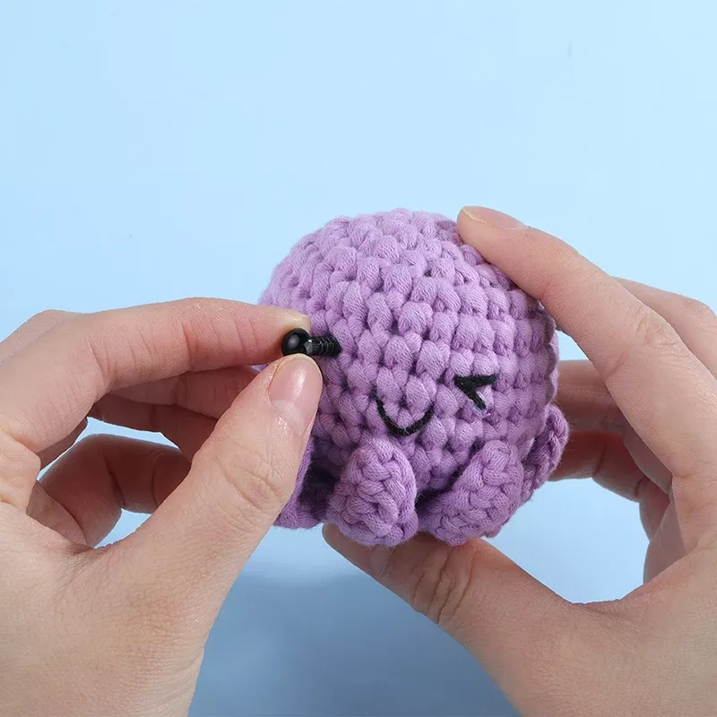 7-Piece Octopus Crochet Kit for Beginners with Cotton Yarn and Crochet Tools - Image 5