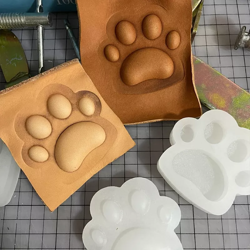 Dog Paw Shaped Leather Cutting Die for DIY Crafting - Image 5