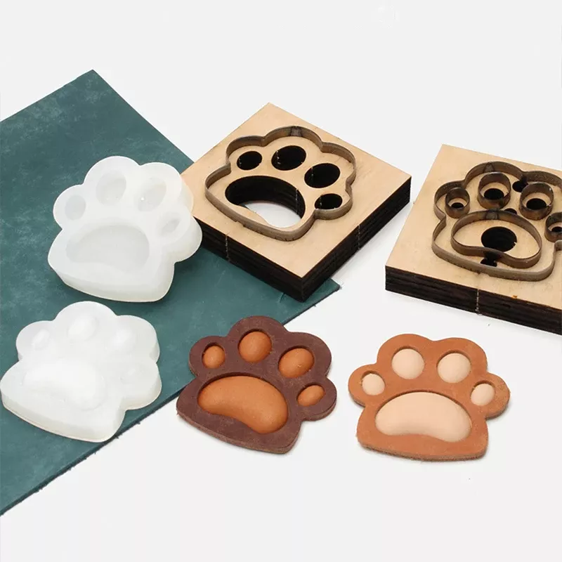 Dog Paw Shaped Leather Cutting Die for DIY Crafting - Image 6