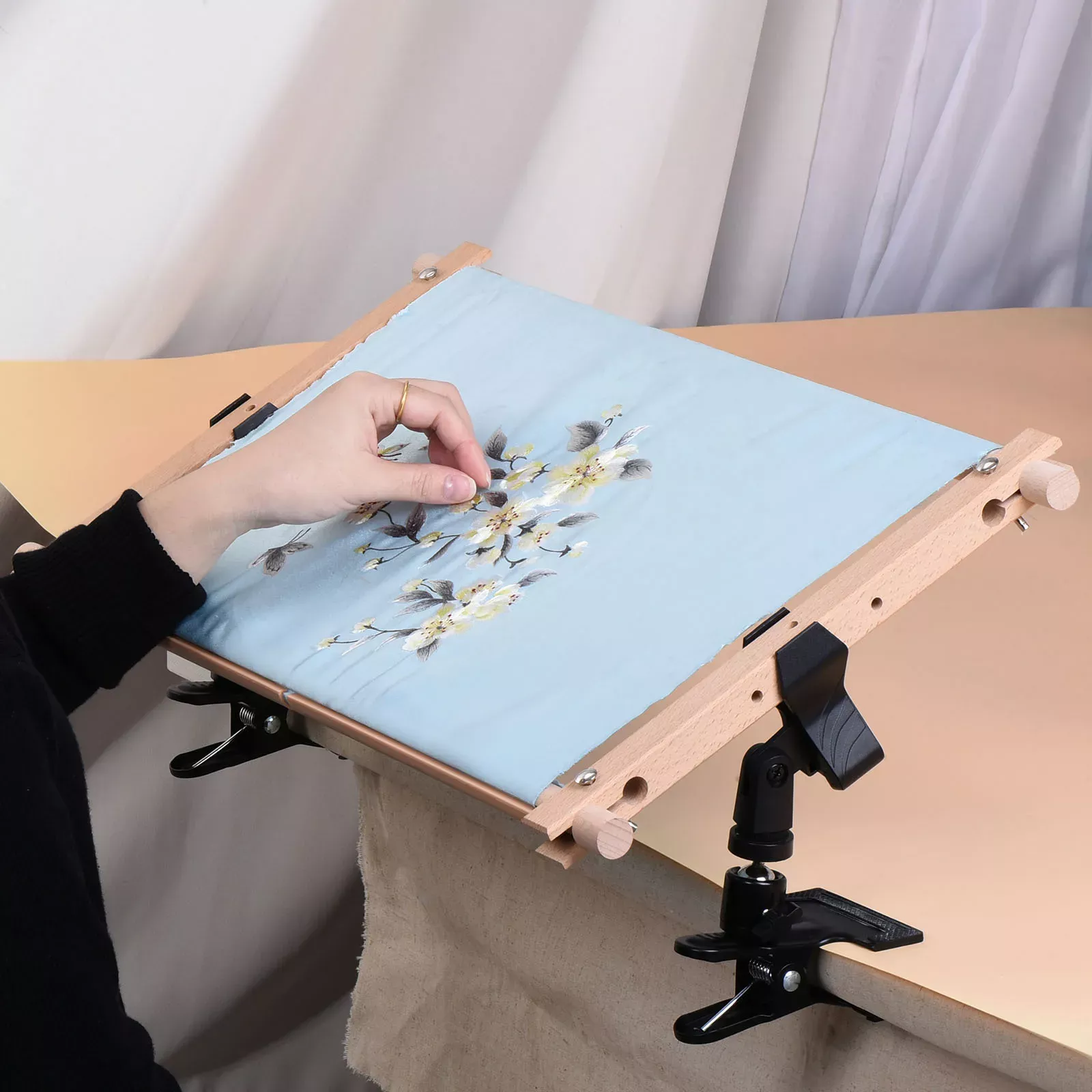 Adjustable 360° Rotating Embroidery Hoop Holder - Image 2