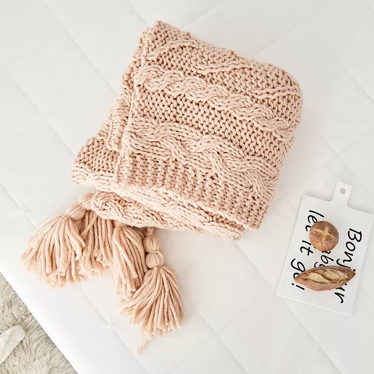 Handmade Knit Throw Blanket with Tassels - Image 5