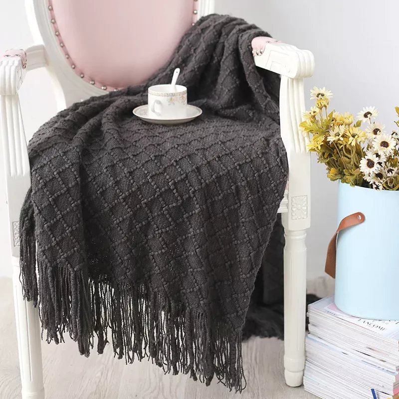 Knitted Throw Blanket with Tassels - Image 6