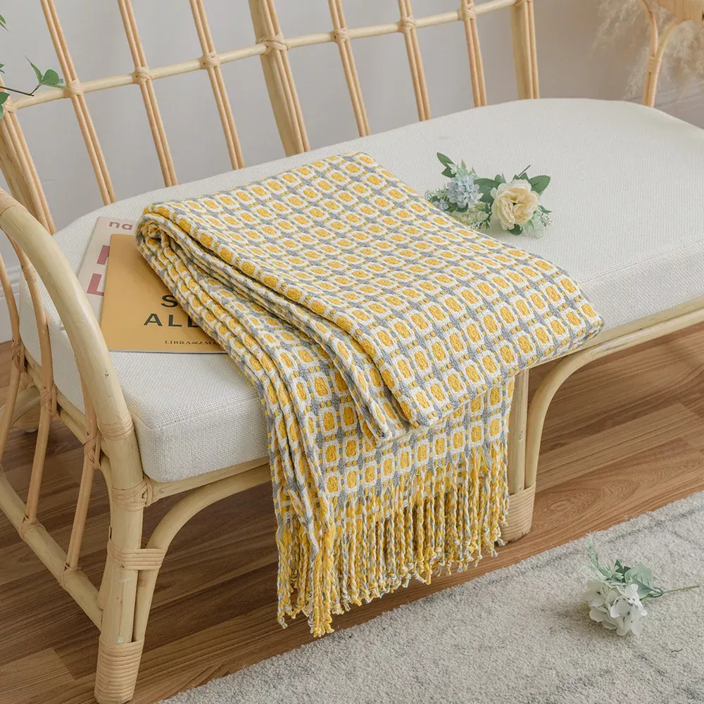 Knitted Twill Throw Blanket with Tassels - Image 3