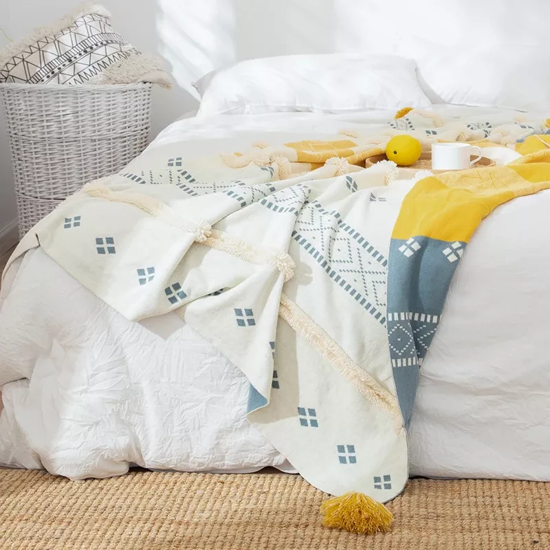 Cozy Cotton Knit Throw Blanket with Tassels - Image 5