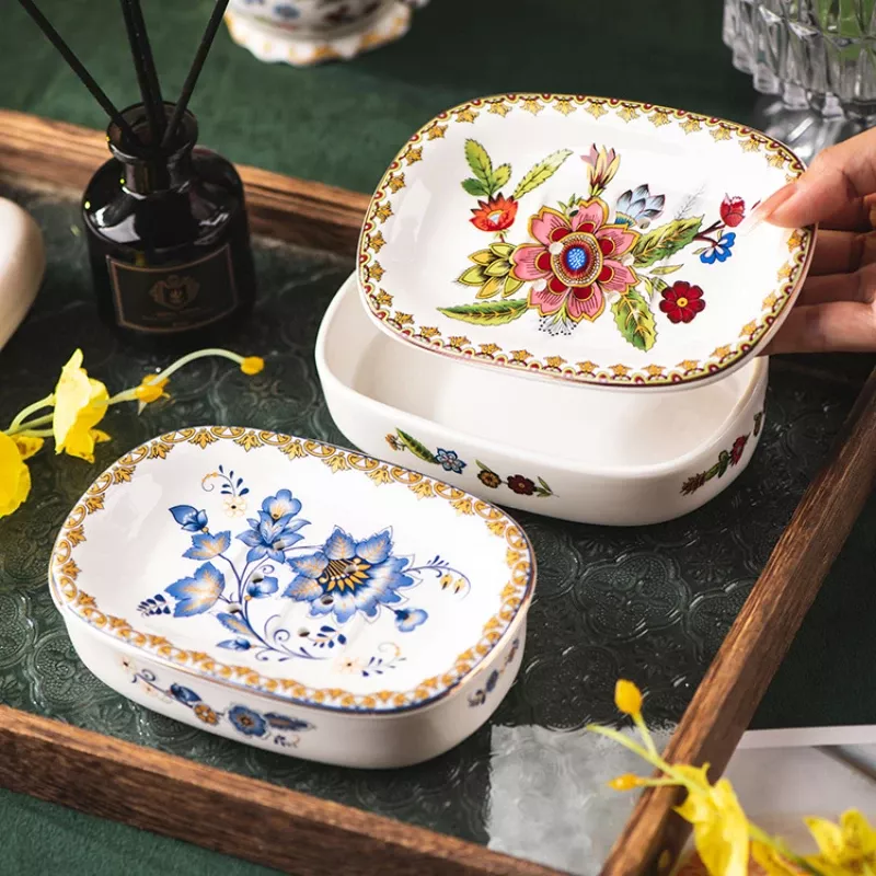 Elegant French Ceramic Soap Dish with Drain - Image 2