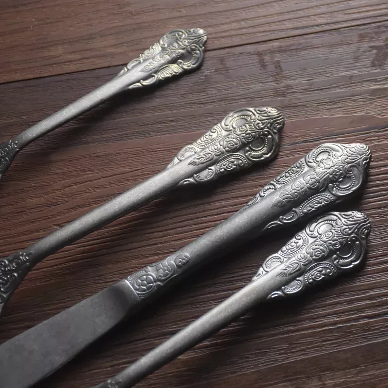 Vintage Hand-Carved Cutlery Set - Image 4