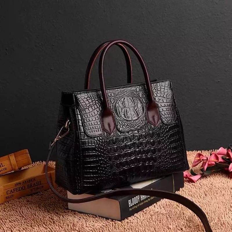 Luxury Crocodile Leather Tote Bag – Large Capacity Designer Crossbody Handbag - Image 4