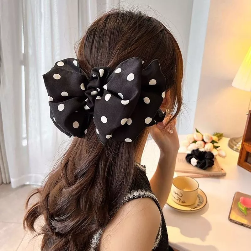 Elegant Polka Dot Bow Hair Clip for Women - Image 4