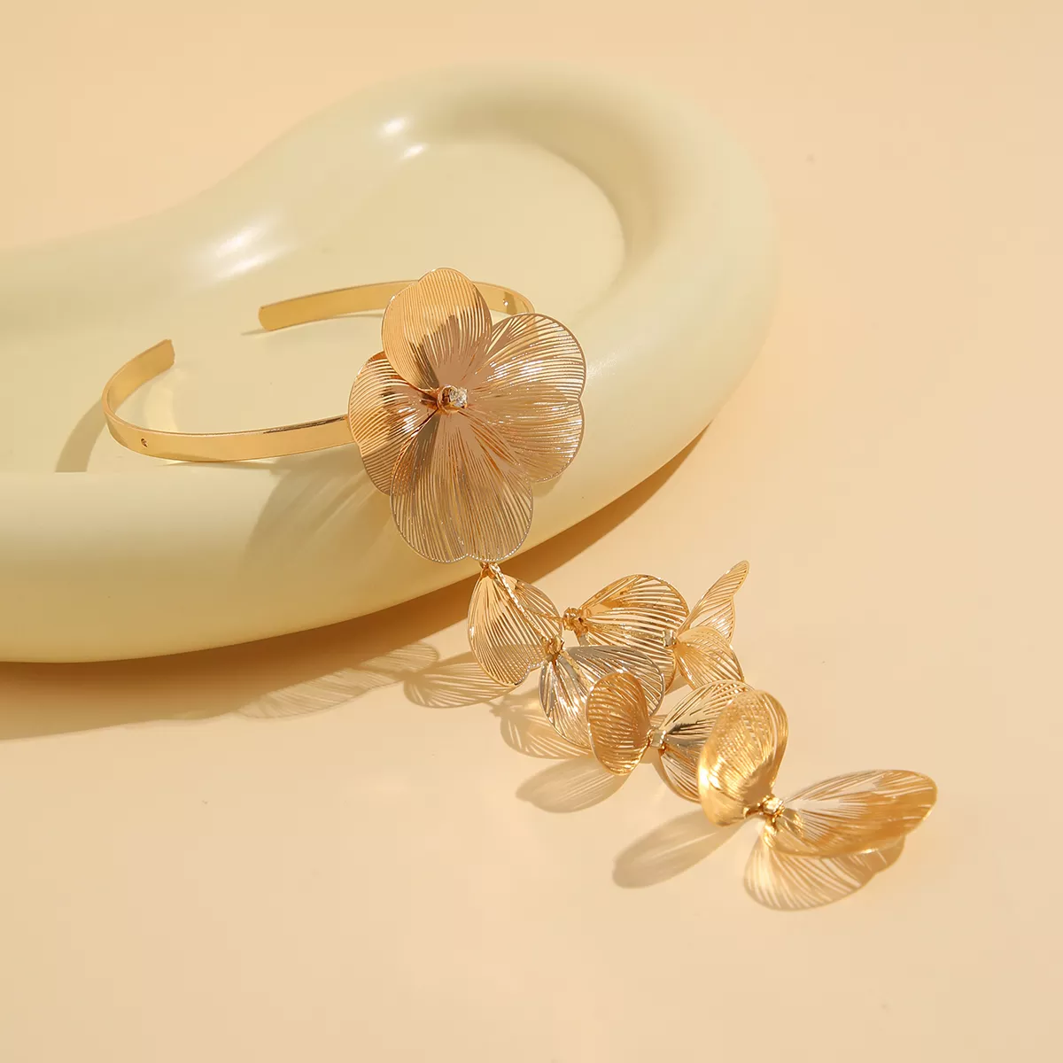 Vintage Floral Petal Long Tassel Cuff Bracelet - Image 5