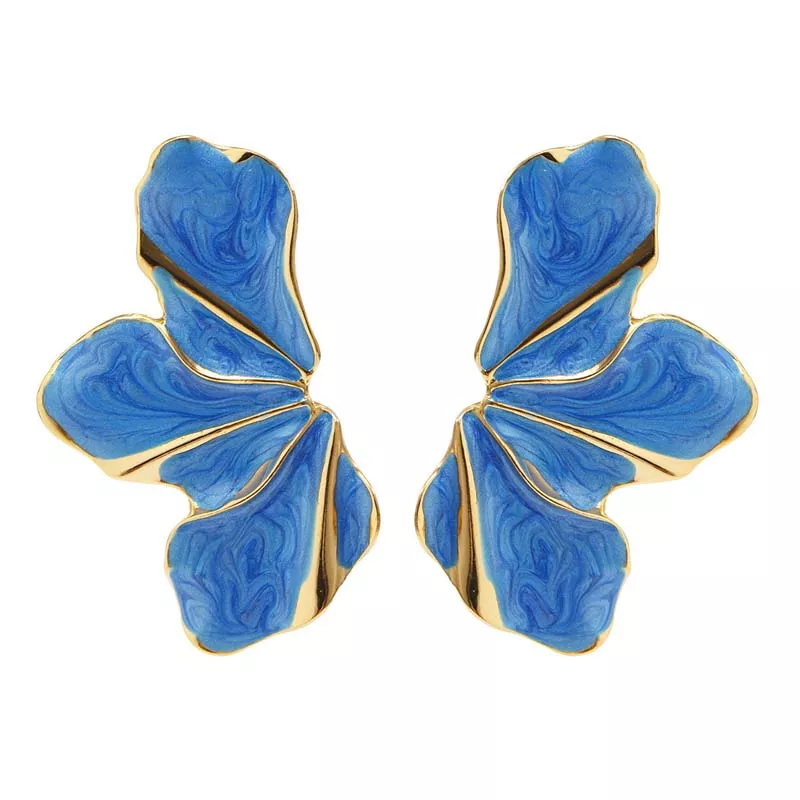 Elegant White Dripping Petal Stud Earrings - Image 7