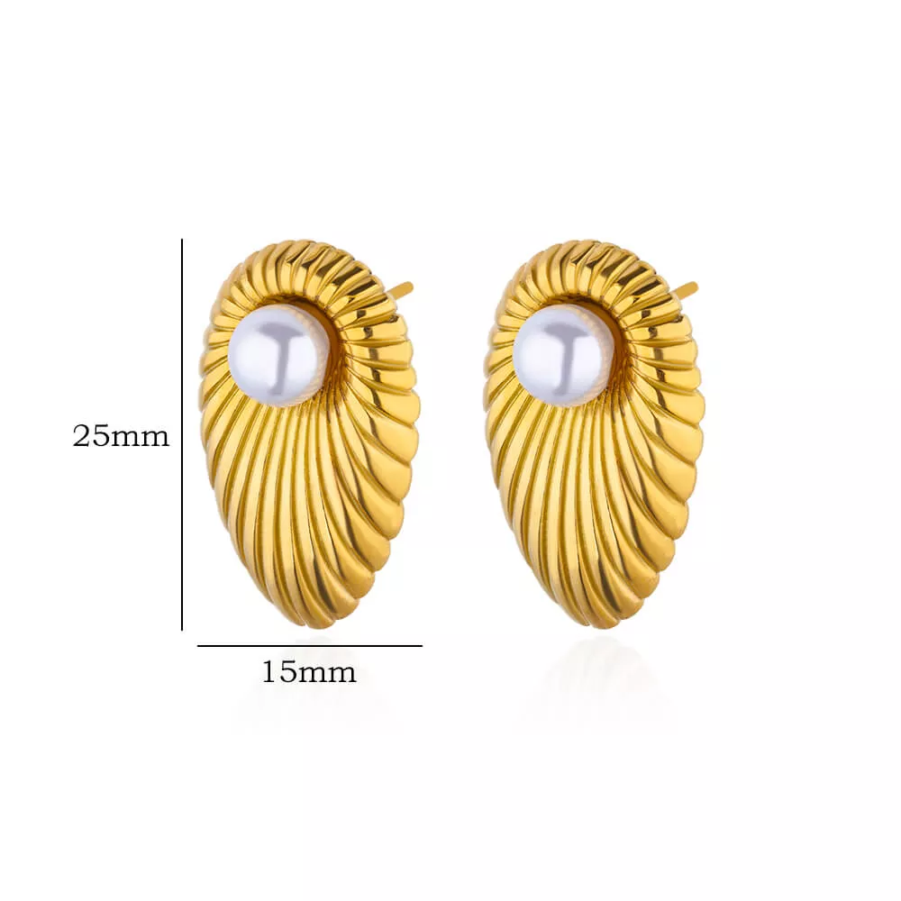 Elegant Shell Pearl Stud Earrings - Image 7