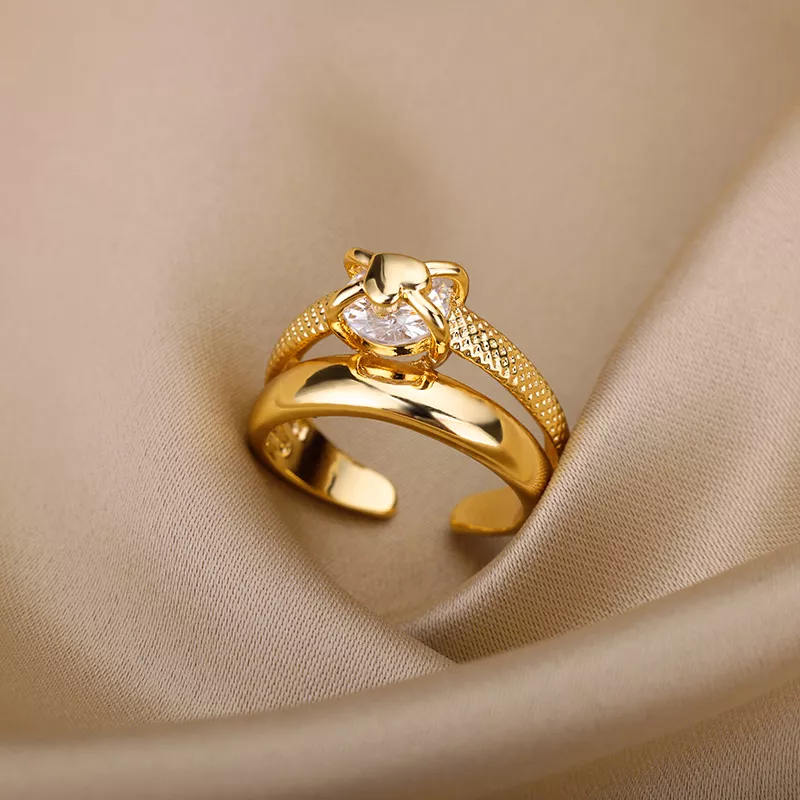 Elegant Gold-Tone Adjustable Heart Ring - Image 2