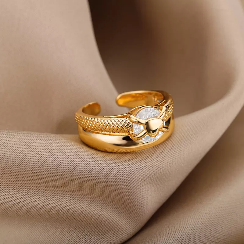 Elegant Gold-Tone Adjustable Heart Ring - Image 5