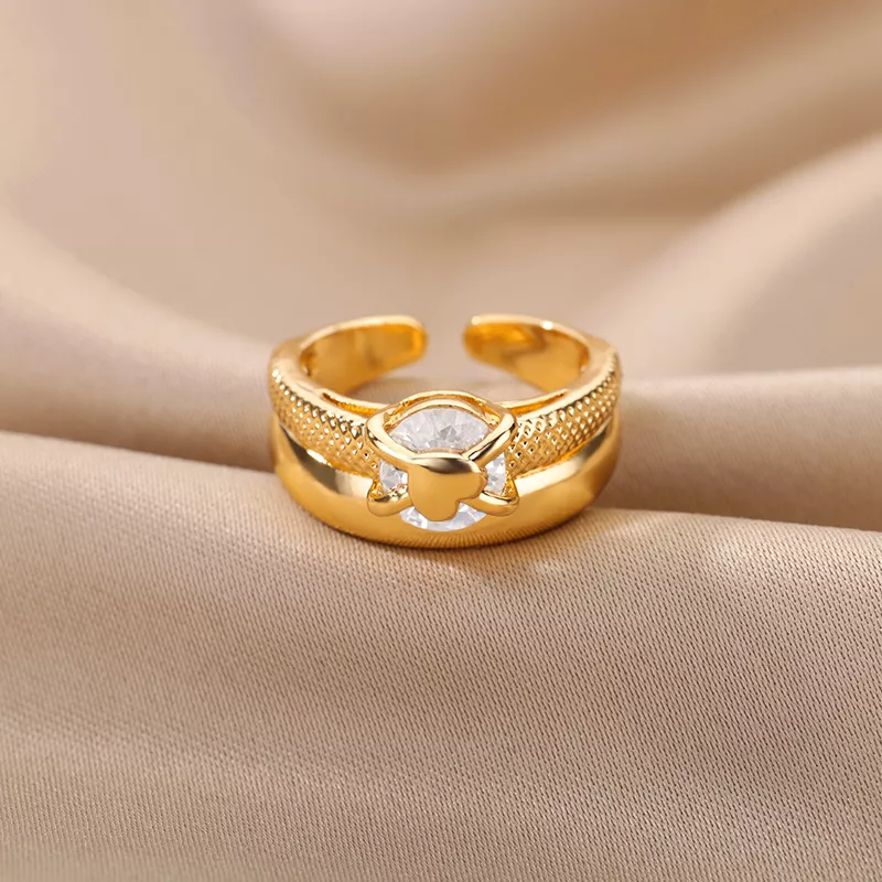 Elegant Gold-Tone Adjustable Heart Ring - Image 4