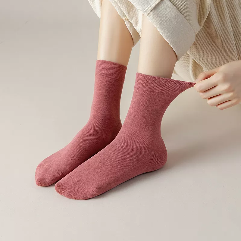 Women's Cotton Solid Color Socks - Image 2