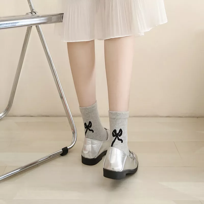 Women’s Summer Thin Cotton Mid-Tube Socks with Bow – Casual Streetwear - Image 3