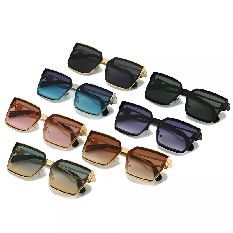 Luxury Retro Square Sunglasses for Men and Women - Image 4