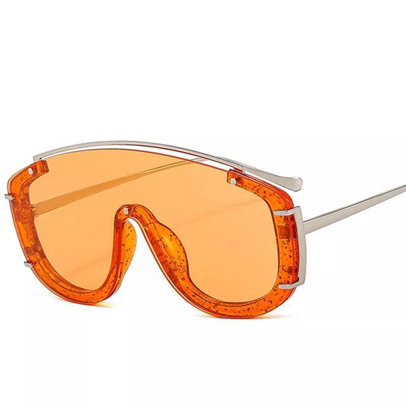 Oversized Retro Sunglasses with Rivets & Gradient Lenses