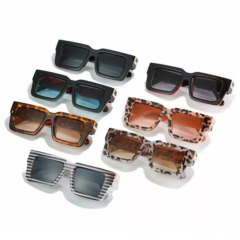 Retro Square Leopard Sunglasses for Women & Men – Gradient UV400 Protection