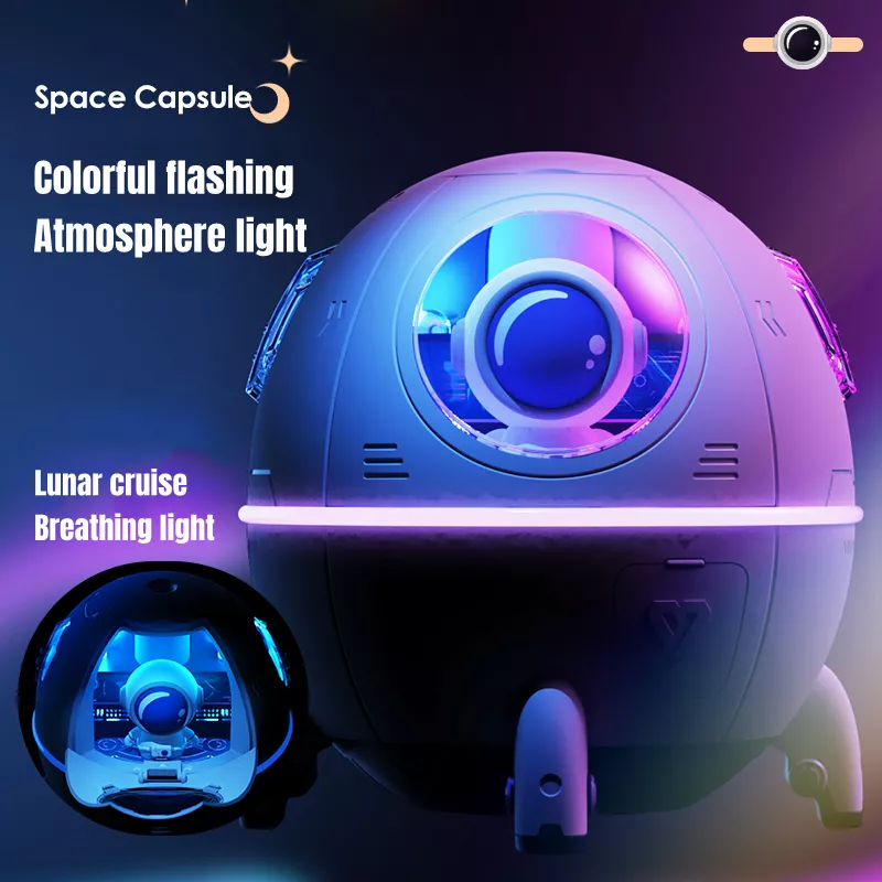 Creative Astronaut Humidifier with LED Night Lamp - Image 5