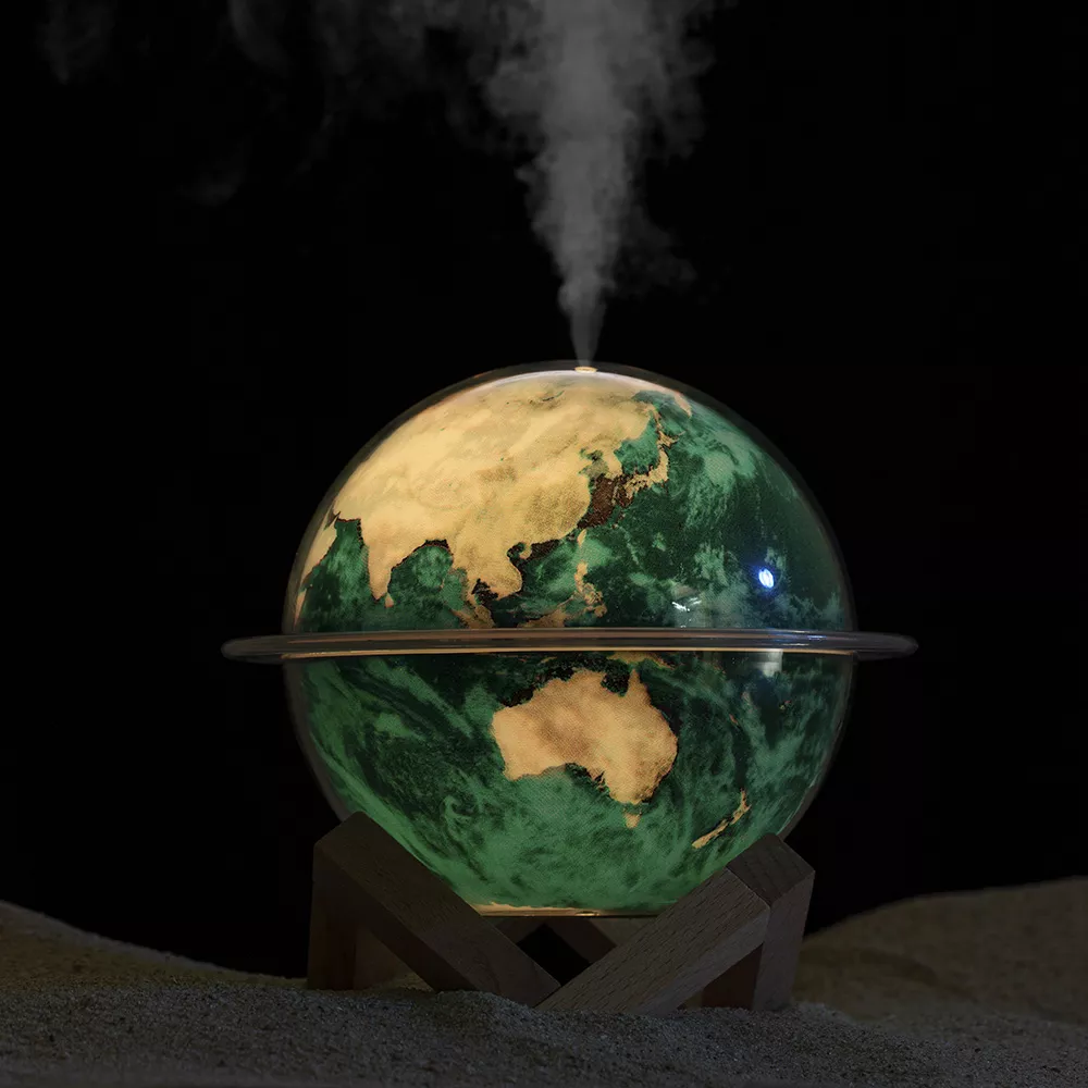 Jupiter Planet Humidifier with LED Night Light - Image 3