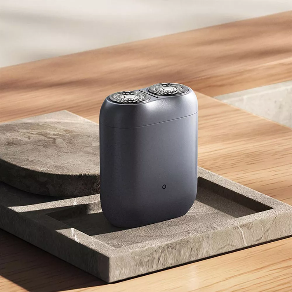 Compact Rechargeable Electric Shaver with Wet & Dry Shaving, IPX7 Waterproof - Image 2