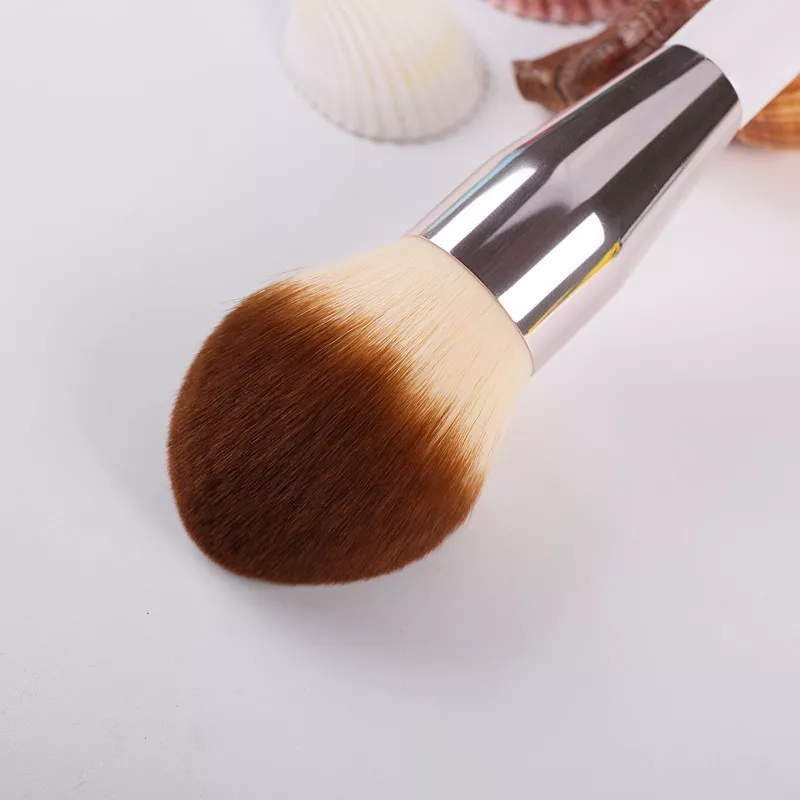Soft Synthetic Makeup Powder and Foundation Brush - Image 6