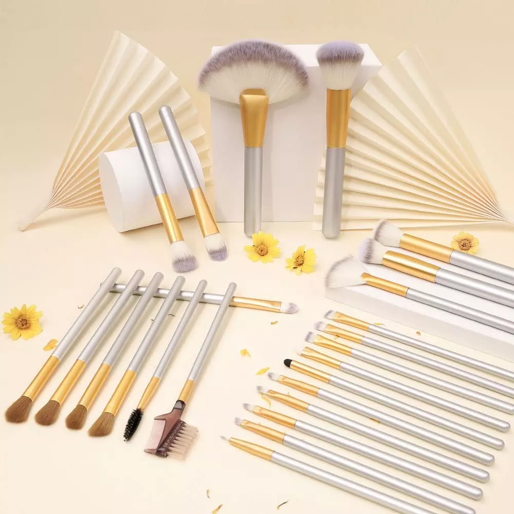 24-Piece Premium Makeup Brush Set - Image 2