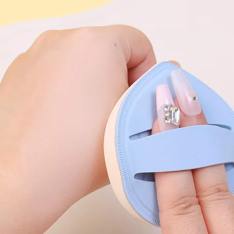 Soft Dual Use Cosmetic Sponge for Foundation & Concealer - Image 5