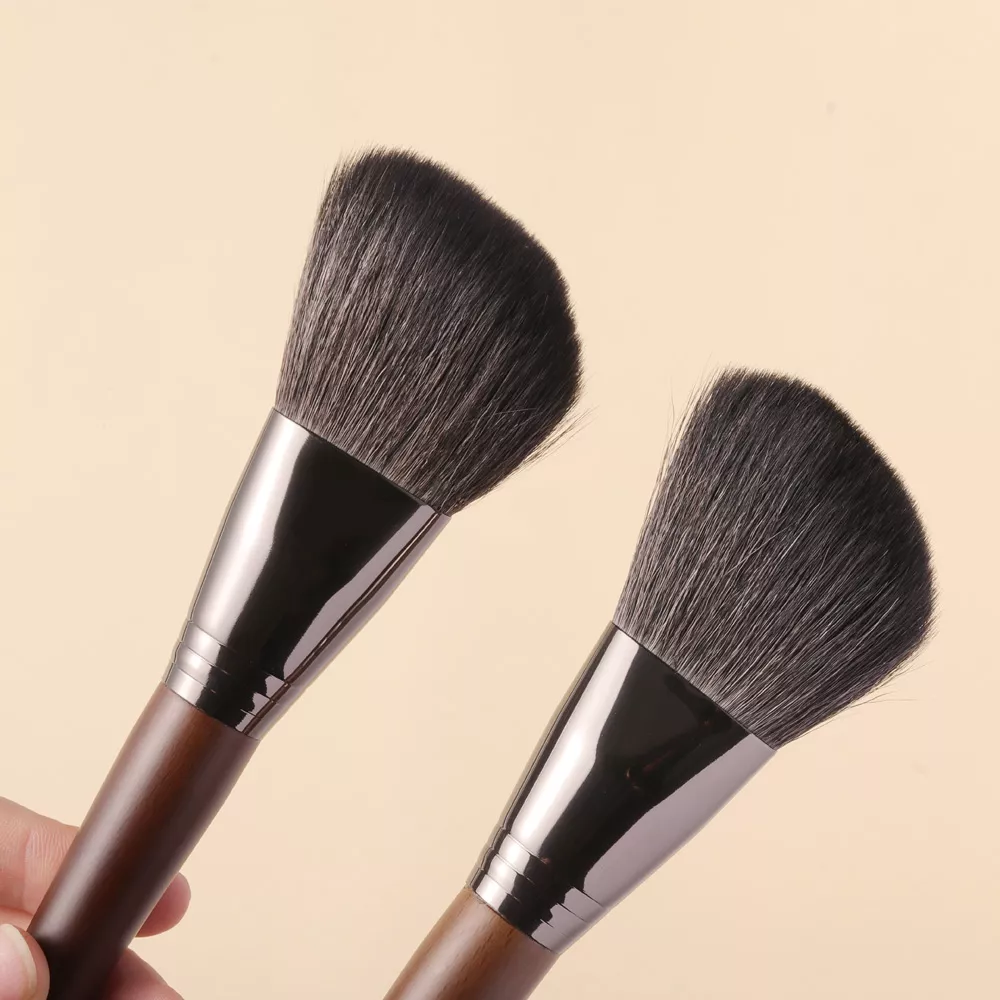 Goat Hair Face Powder Brush - Image 5