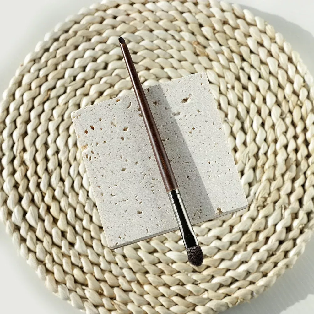 Flat Shader Eye Shadow Blending Brush