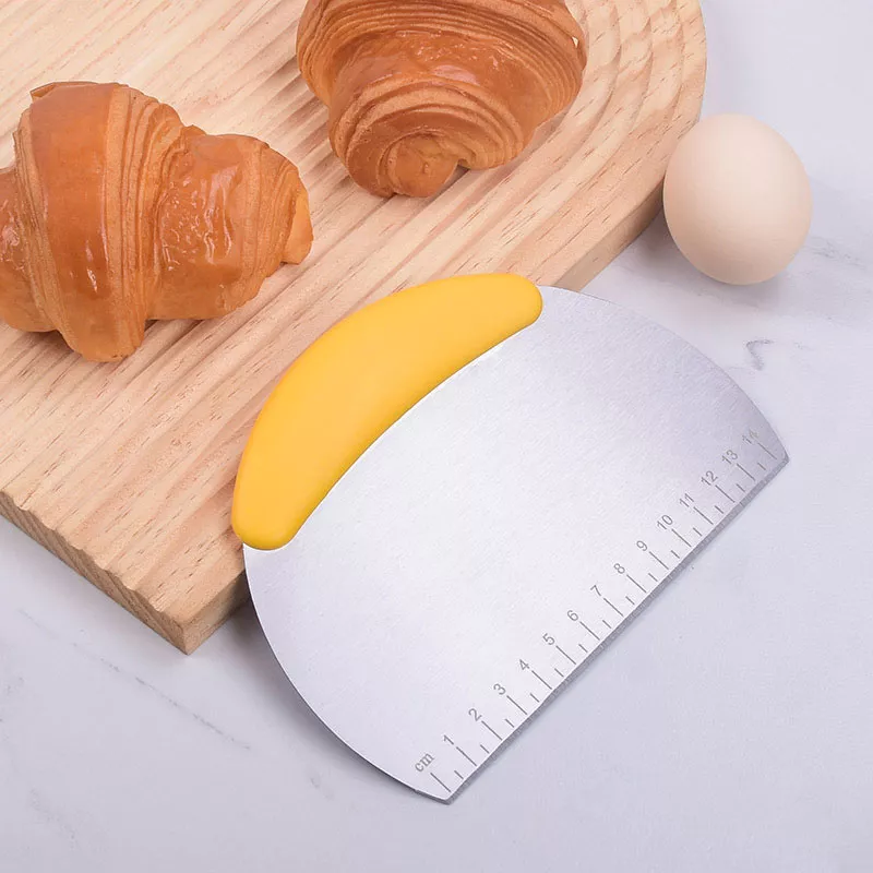 Multi-Purpose Stainless Steel Dough Scraper and Chopper - Kitchen Tool - Image 3