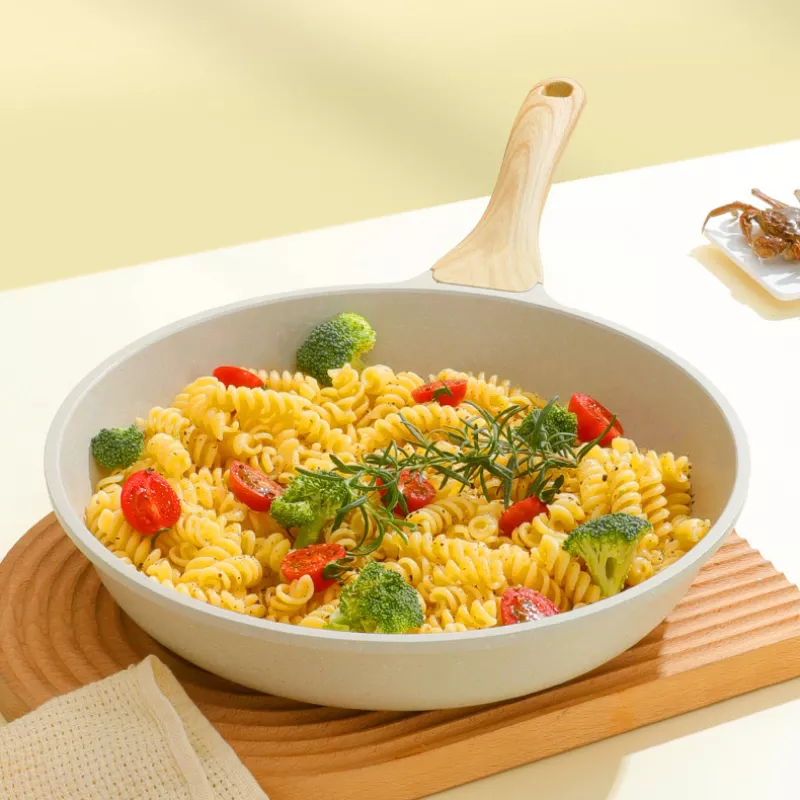 Durable Non-Stick Ceramic Frying Pan - Image 3