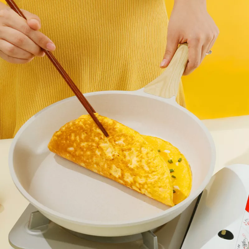 Durable Non-Stick Ceramic Frying Pan - Image 4