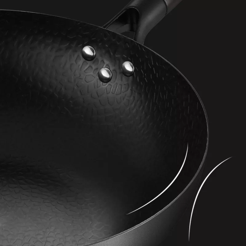 32cm Carbon Steel Wok Pan Set with Wooden Lid - Image 5