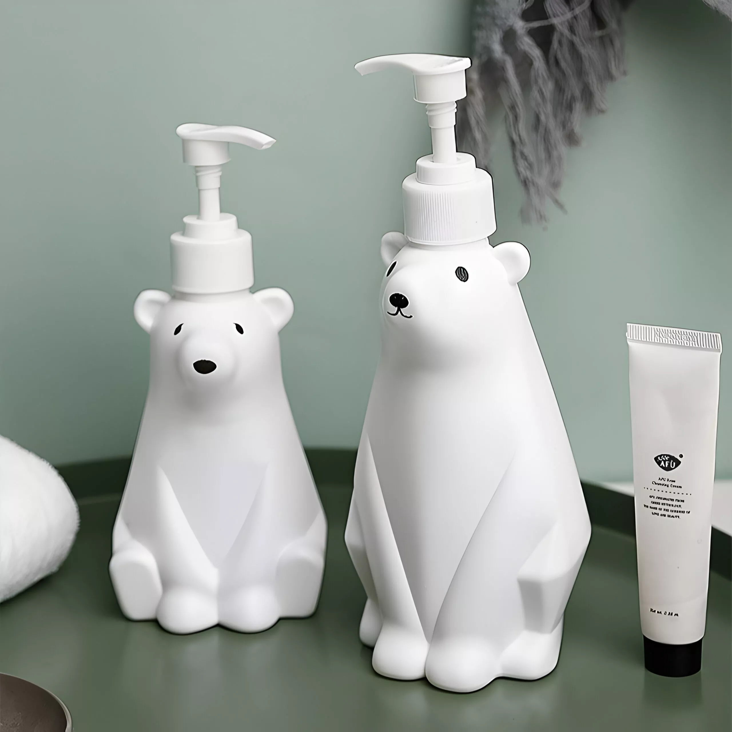 Bear-Shaped Shower Gel and Shampoo Dispenser Bottle - 300/450/900ML - Image 6