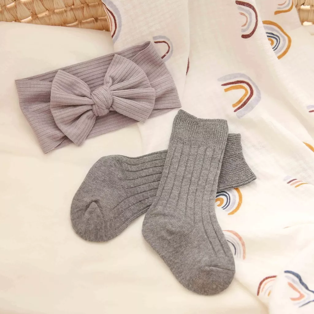 Baby Headband & Socks Set with Bows - Image 3
