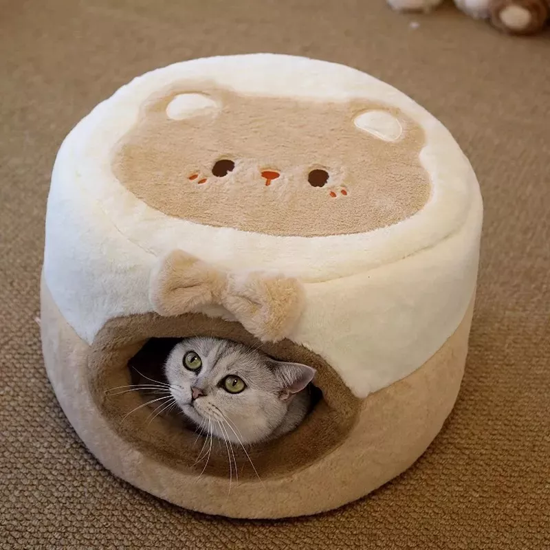 Cozy Winter Cat and Dog Bed