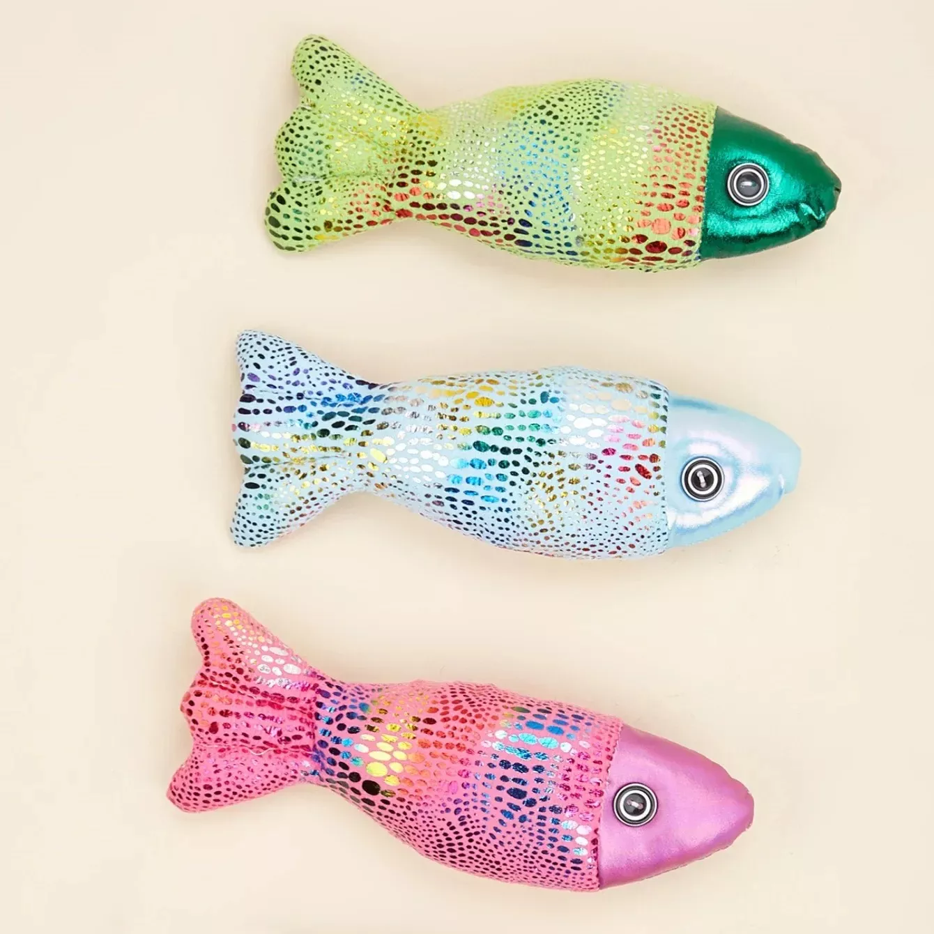 Interactive Colorful Fish Cat Toy with Bell - Bite Resistant Fun for Cats