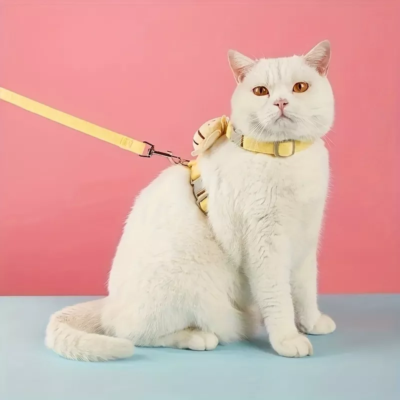 Stylish Cat Harness and Leash Set with Decorative Collar - Image 3